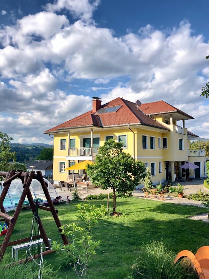 Ferienwohnung Am Bauernhof Strassonig Vulgo Hornis 모스부르크 외부 사진