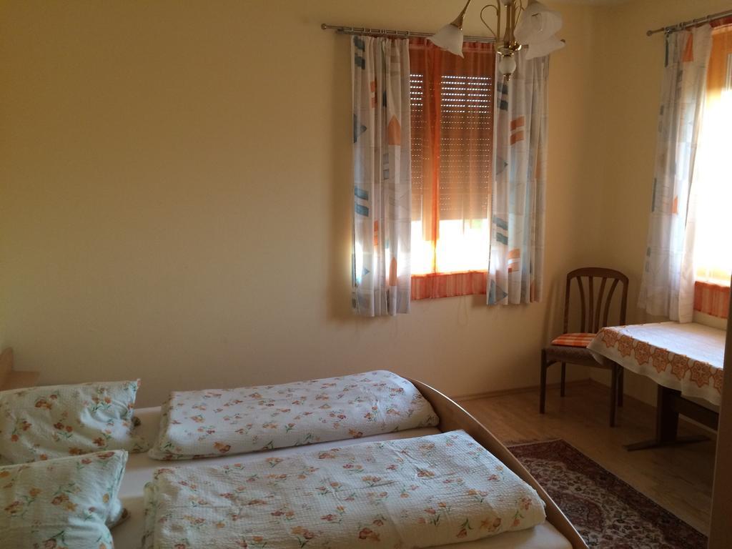 Ferienwohnung Am Bauernhof Strassonig Vulgo Hornis 모스부르크 외부 사진