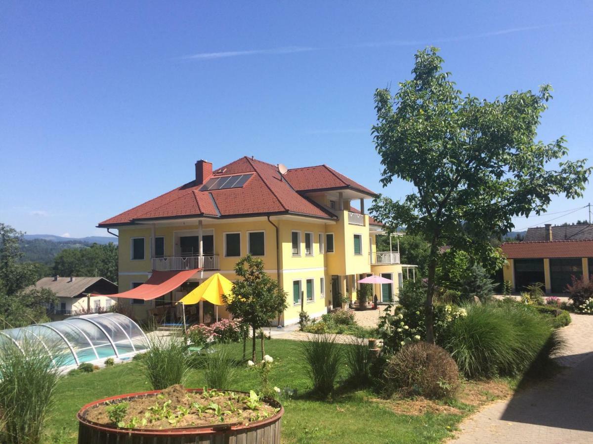 Ferienwohnung Am Bauernhof Strassonig Vulgo Hornis 모스부르크 외부 사진